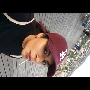 Meet your Posher, Linda